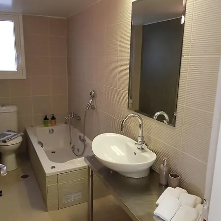 75m² 3 slaapkamer, 2 privé badkamer Appartement in Acropolis - Koukaki Athene Buitenkant foto