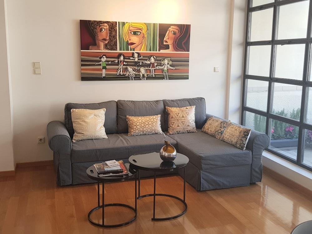 Appartement 75m² 3 Slaapkamer, 2 Privé Badkamer In Acropolis - Koukaki *