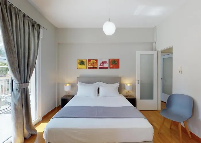 Apartment (75 m²), 3 Schlafzimmer und 2 eigene Badezimmer in Acropolis - Koukaki