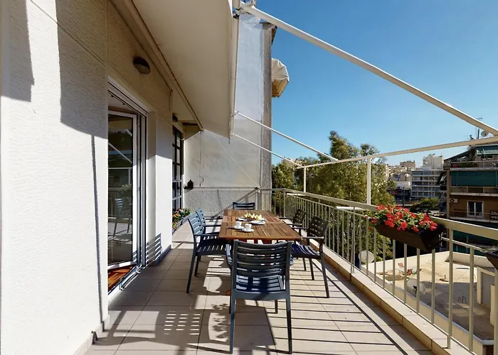 Apartment (75 m²), 3 Schlafzimmer und 2 eigene Badezimmer in Acropolis - Koukaki