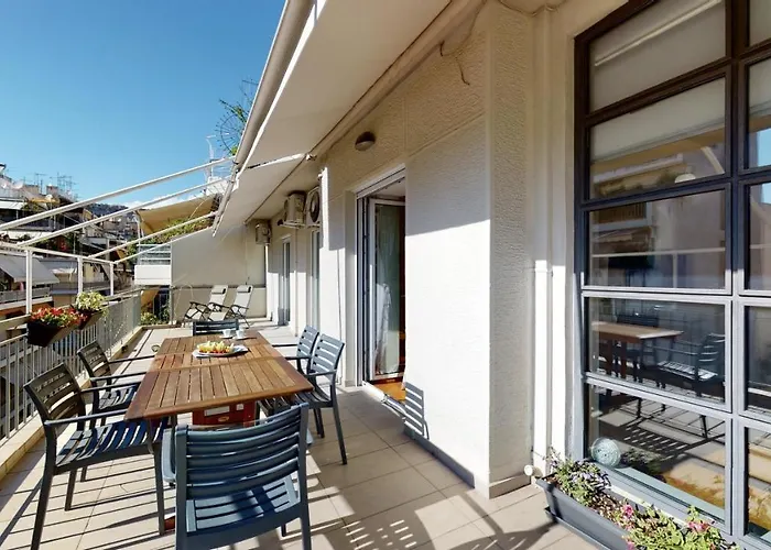 Apartment (75 m²), 3 Schlafzimmer und 2 eigene Badezimmer in Acropolis - Koukaki
